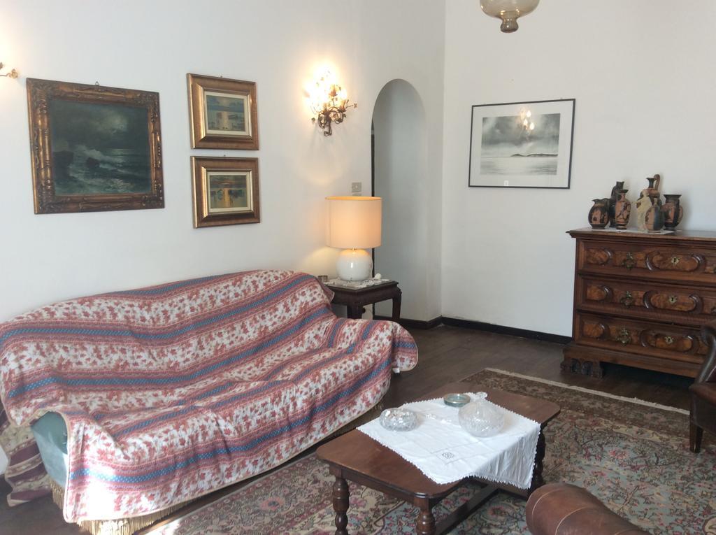 Villa Ruscone Lasnigo Bagian luar foto