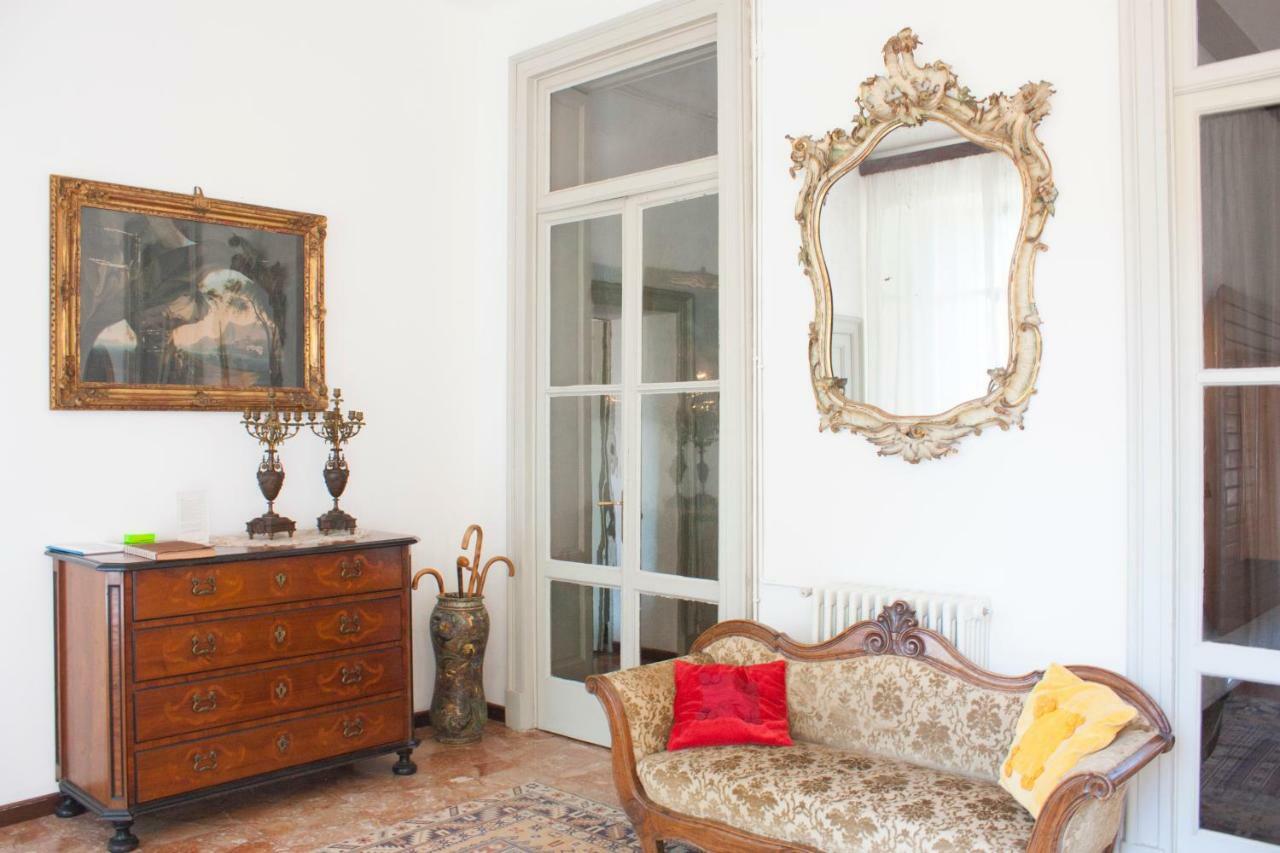 Villa Ruscone Lasnigo Bagian luar foto